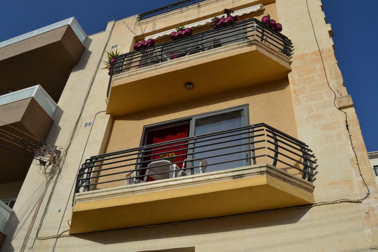 Mellieha Town Centre Bright & Spacious 3 Bedroom Apartment Luaran gambar