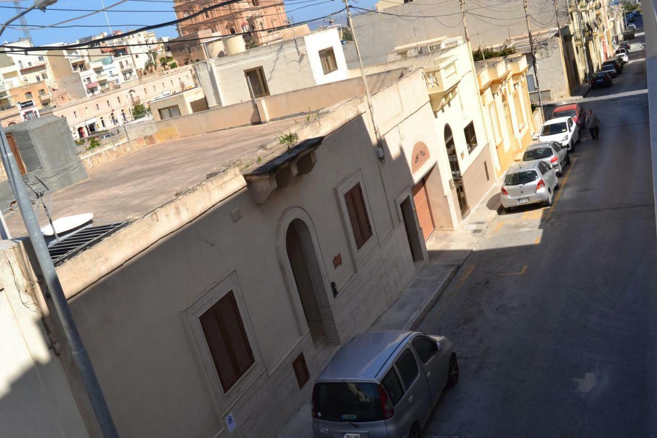Mellieha Town Centre Bright & Spacious 3 Bedroom Apartment Luaran gambar